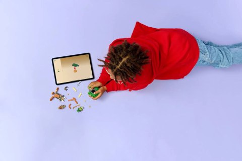 LEGO NINJAGO 71850 Lloyd vs. Elemental Monster Spinner Battle