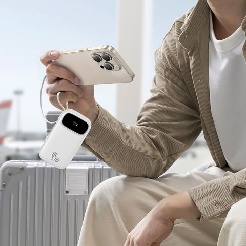 Powerbank 20000mAh 45W z wyświetlaczem kablami USB-C iPhone Lightning - biały