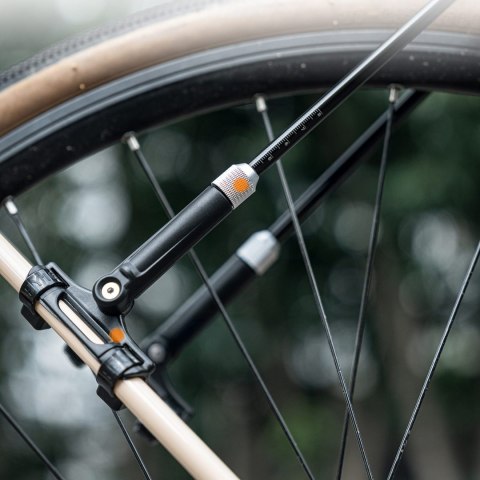 Błotnik rowerowy uniwersalny z regulacją - czarny