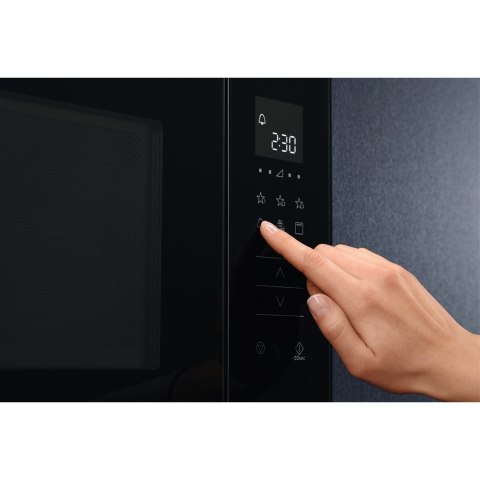 Kuchenka mikrofalowa Electrolux LMS2203EMK (700W; 20l; kolor czarno-srebrny) (WYPRZEDAŻ)